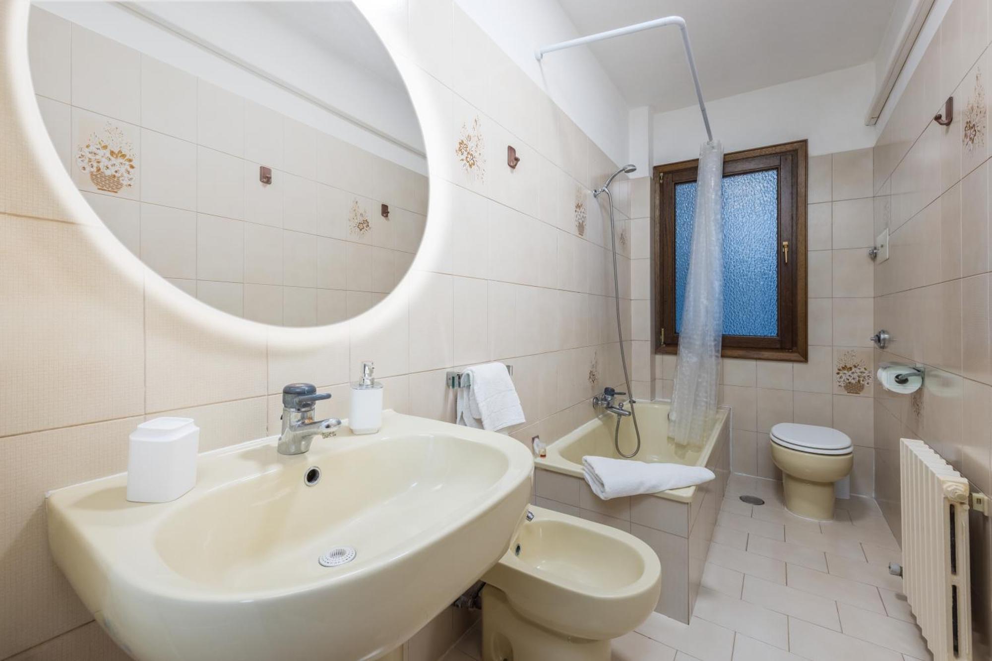 Art & Culture Biennale - Sweet Apartament